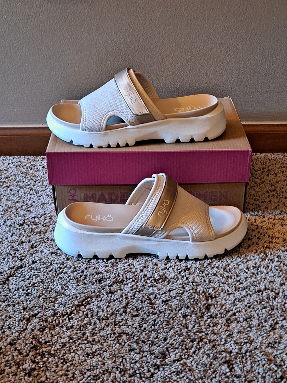 Ryka Tapioca & Beige Brilliant Sport Slide Sandals Size 5.5